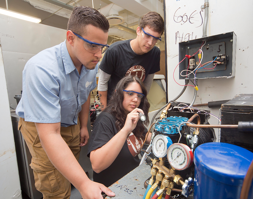 Top 10 U.S. Companies Sponsoring HVAC Technicians in 2025 Top 10 U.S. Companies Sponsoring HVAC Technicians in 2025