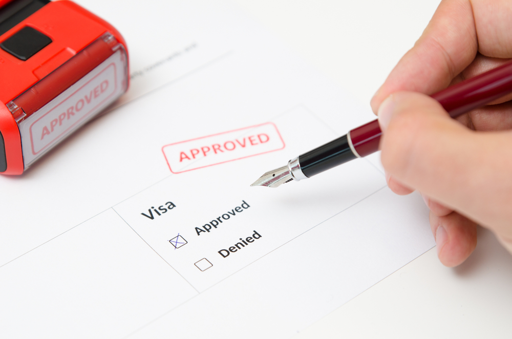 How the Suspension of the U.S. Refugee Admissions Program Affects Asylum Seekers in 2025
